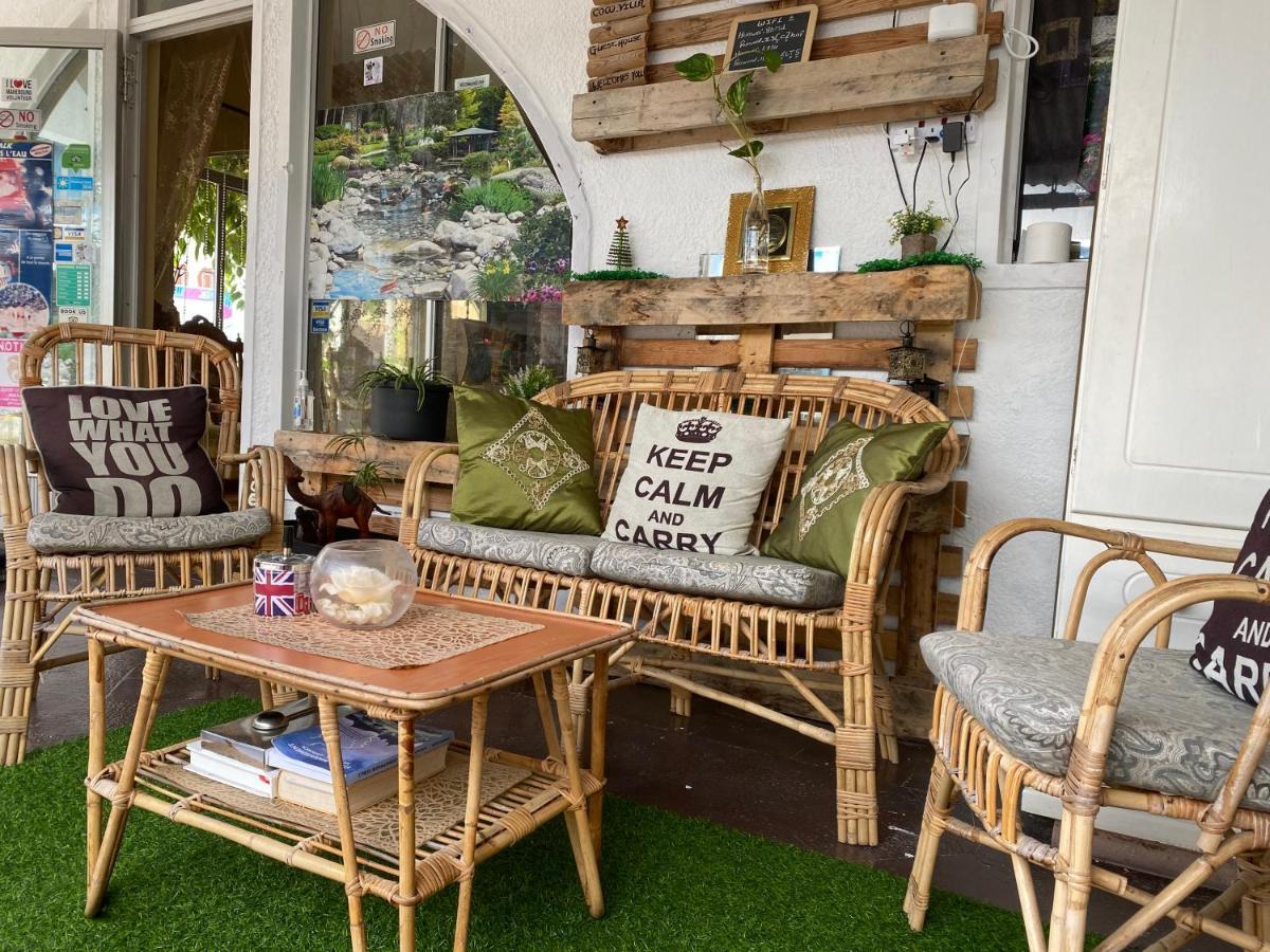 Coco Bed & Breakfast 2*